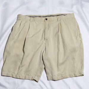 Tommy Bahama Silk Shorts Mens 40 Beige Pleated Casual Beach Flaws
